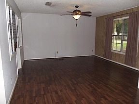 2nd image of 2421 Holly St
