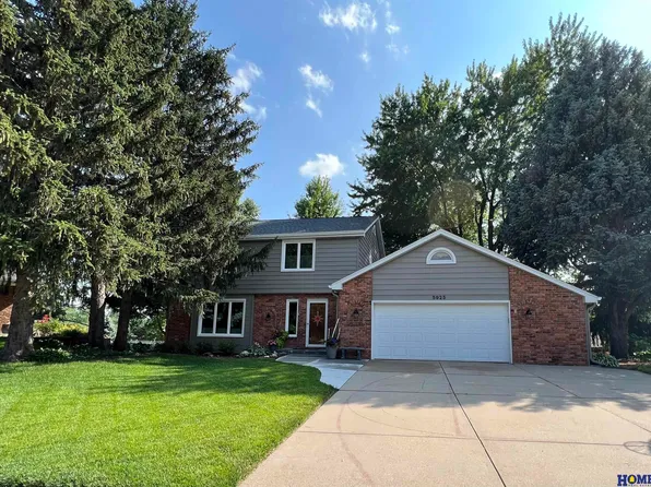5925 Branford Pl, Lincoln, NE 68512