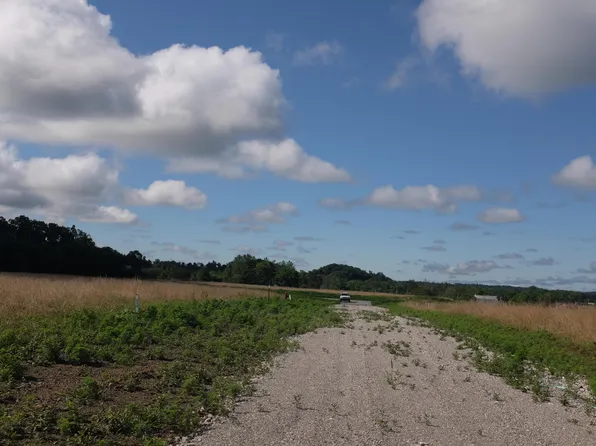 37 Turkey Lot Loop, East Bernstadt, KY 40729