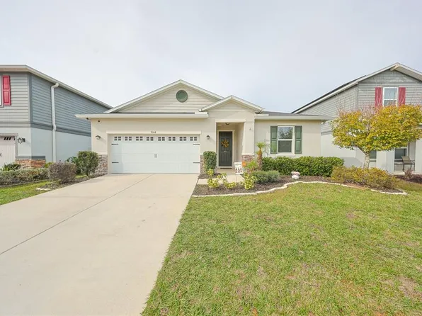 9104 Freedom Hill Dr, Seffner, FL 33584