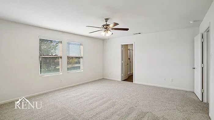 545 London Dr #545LD — Photo 34