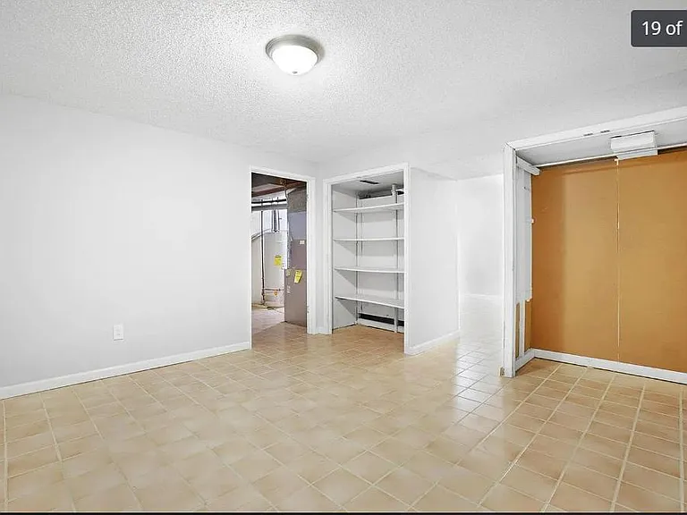 10451 Corbeil Dr — Photo 15