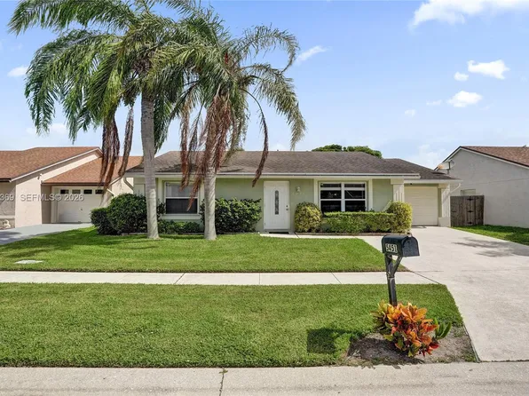 5451 Chicory Ln, Lake Worth, FL 33463