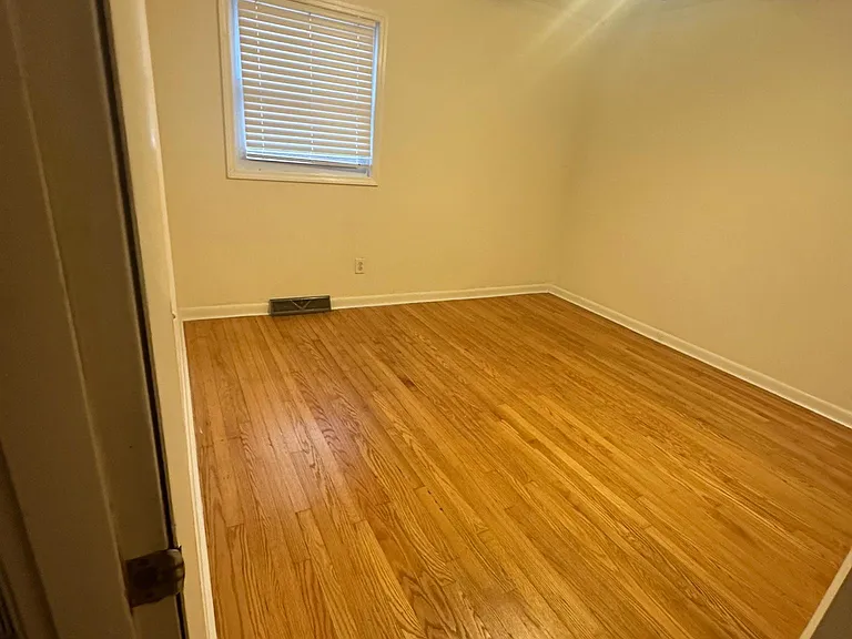 806 N Chancery St — Photo 20