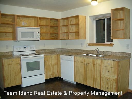 5th image of 421 Indian Hills Dr
