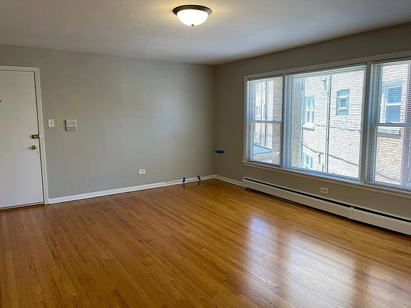 5th image of 5544 W Higgins Ave APT 2C