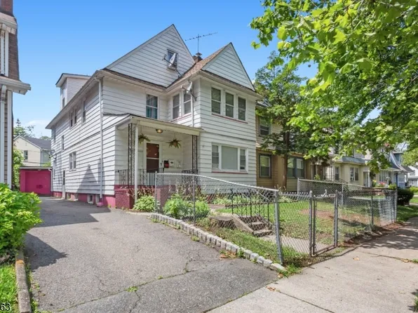 51 Ampere Pkwy, East Orange City, NJ 07017