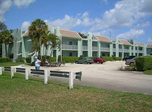 2nd image of 2820 SW 22nd Ave #2080