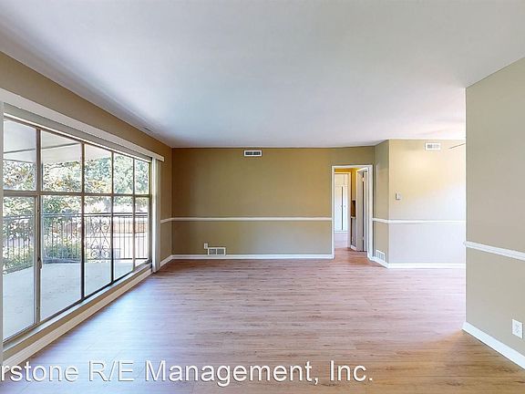 3rd image of 460 S Madison Ave APT 13