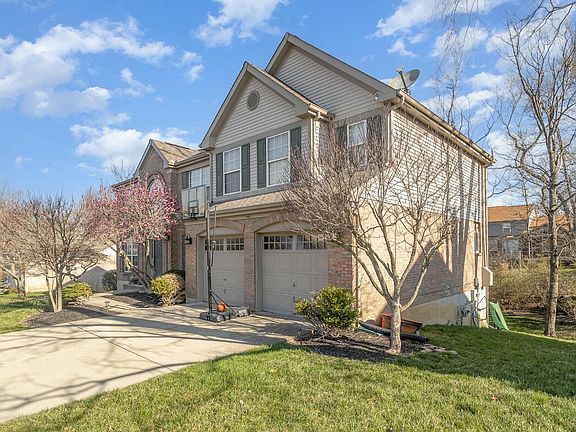 3rd image of 7053 Glade Ln