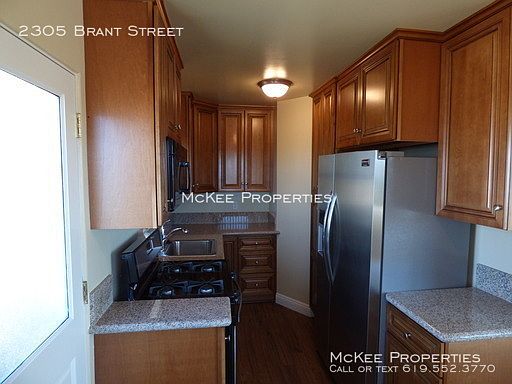 3rd image of 2305 Brant St