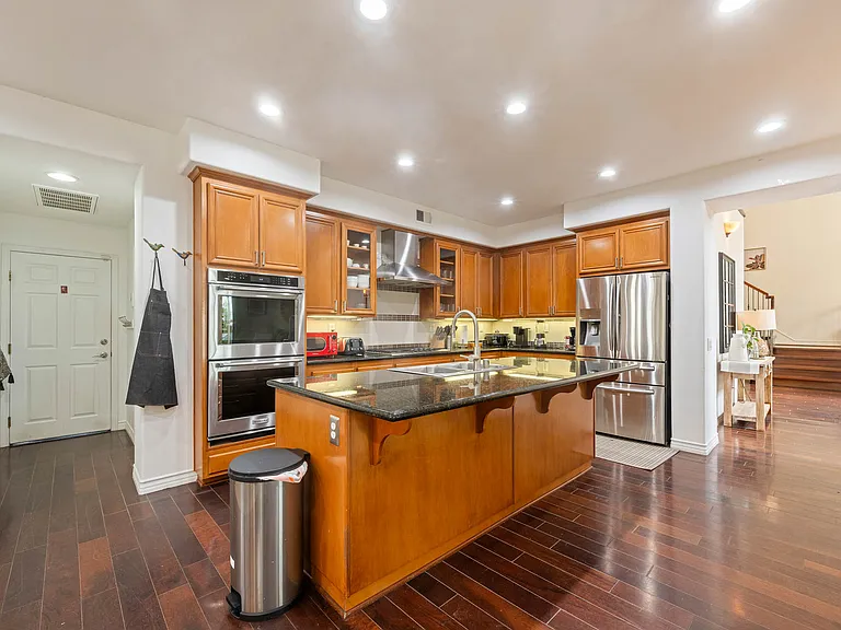 25815 Raleigh Ln — Photo 17