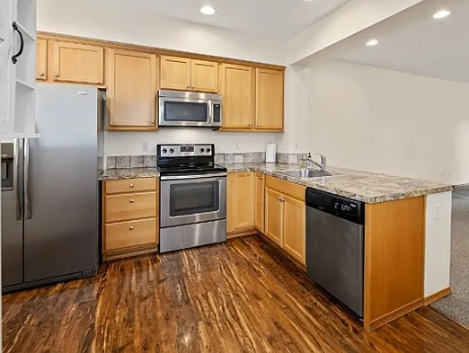 217 Sagebrook Ln — Photo 6