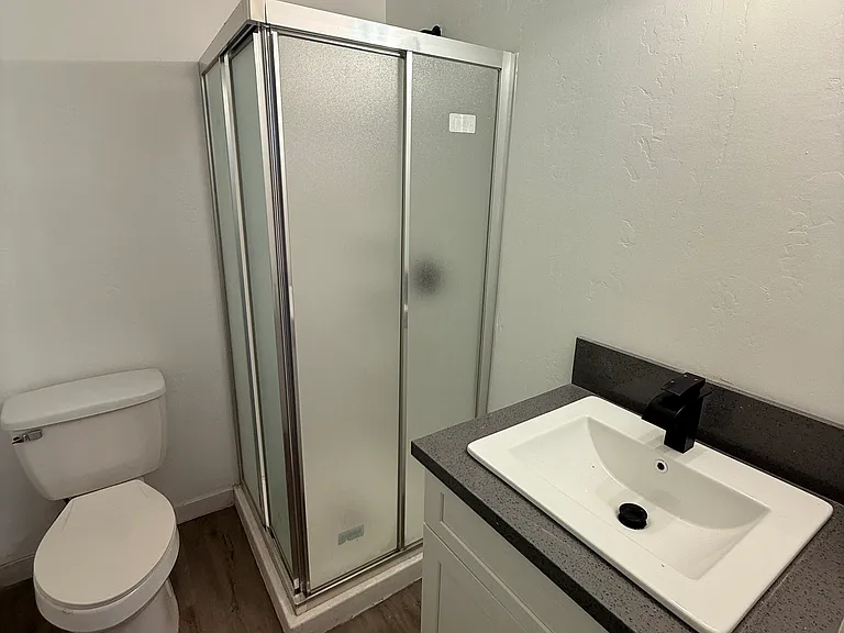 10916 Santa Rosa Ave #B — Photo 11