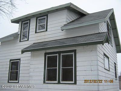 4th image of 916 2nd St NW