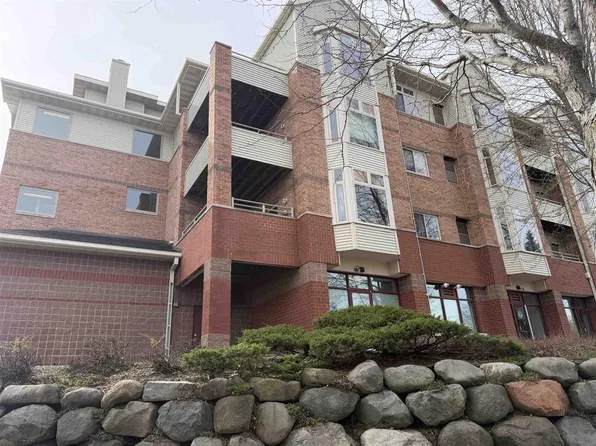 301 Harbour Town Drive, Madison, WI 53717