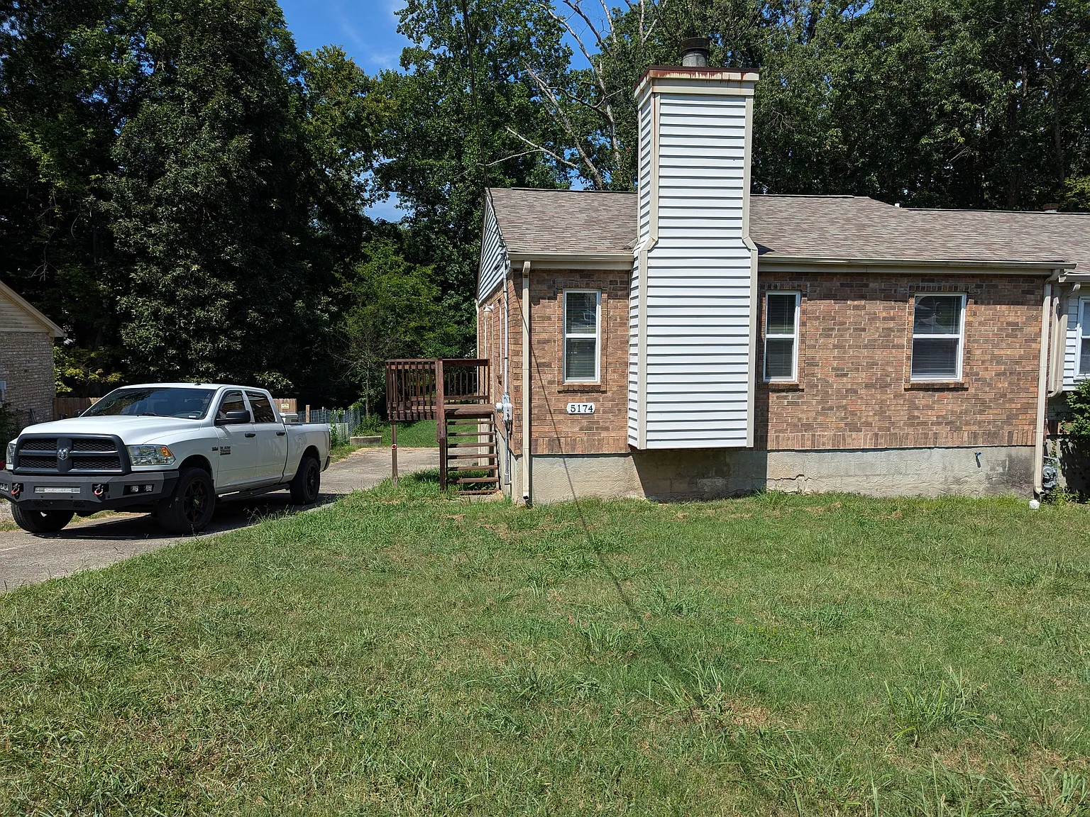 2 bed, 1.0 bath, 900 sqft, $1,800 — Photo 1
