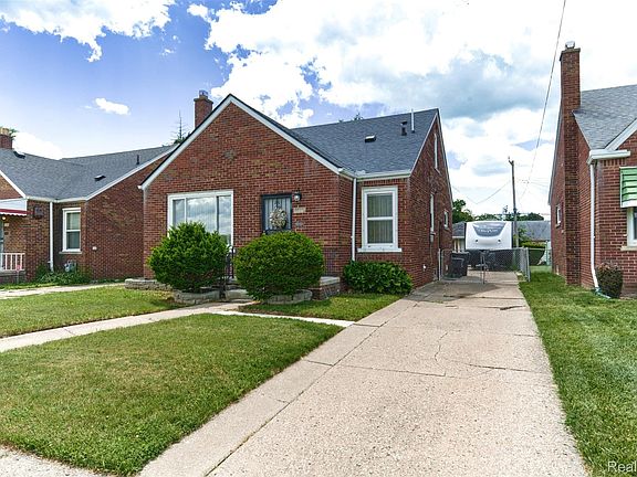 2nd image of 9325 Stahelin Ave