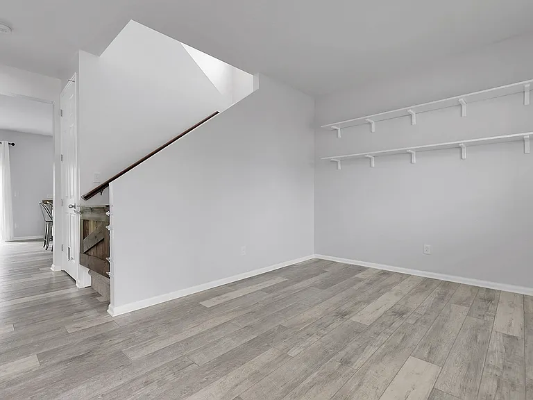 7668 Sabino Ln — Photo 3