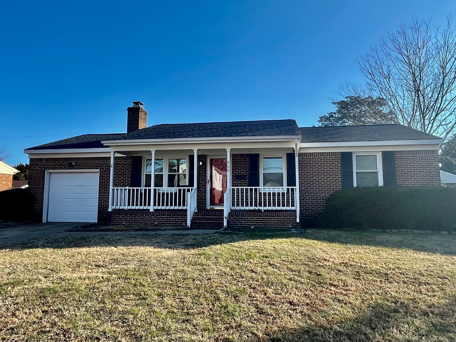 808 Hilltop Rd — Photo 1