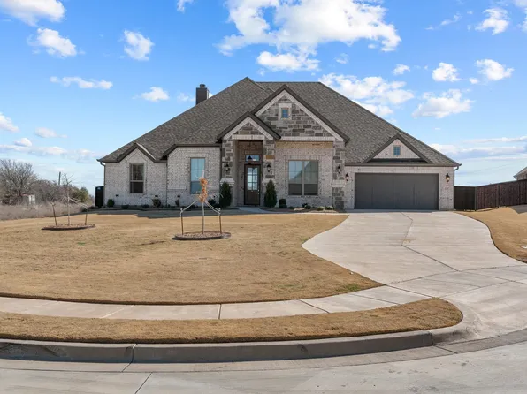 2217 Vanderbilt Dr, Weatherford, TX 76088