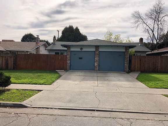 2nd image of 4024 Bismarck Dr