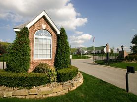 Freedom Crossing Apartments