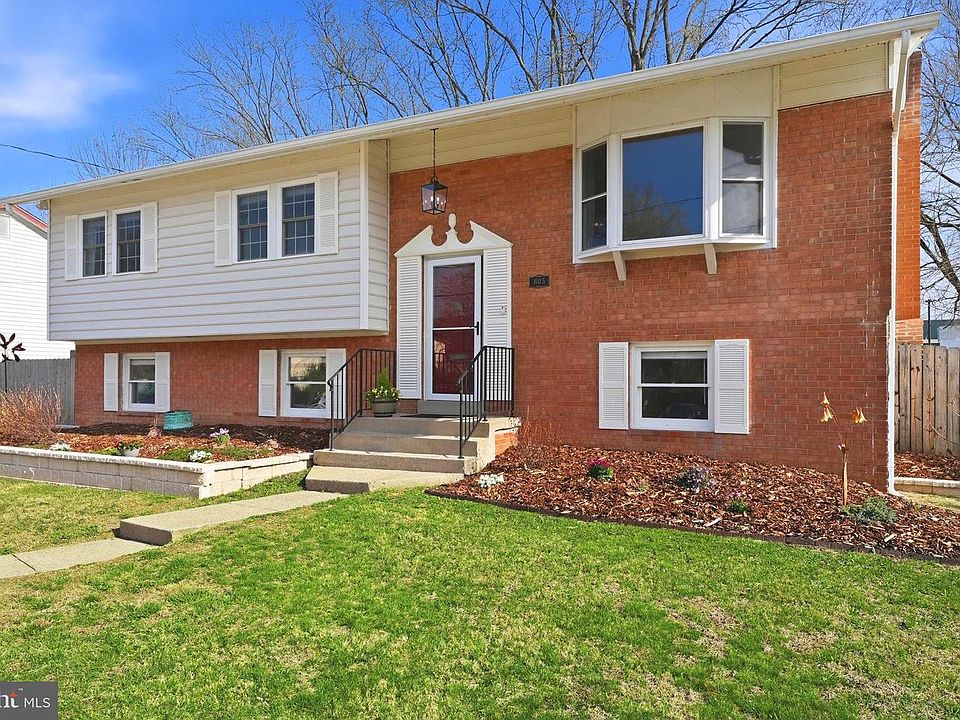 1st image of 805 Norwood Ln