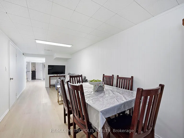 11 Rambler Pl #BASEMENT — Photo 23