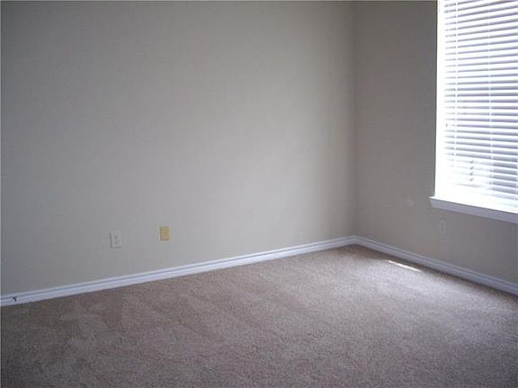 4th image of 7509 Errandale Dr