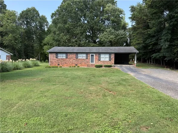 120 Brier Creek Rd, Advance, NC 27006