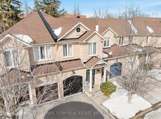 272 Tom Taylor Cres, Newmarket, ON L3X 3E8