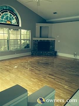 family room w/ gas fireplace