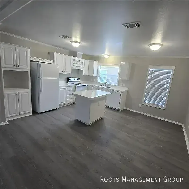 3 Bed 2 Bath Home Available for Lease at Clarke Springs - Apply Now! — Photo 3