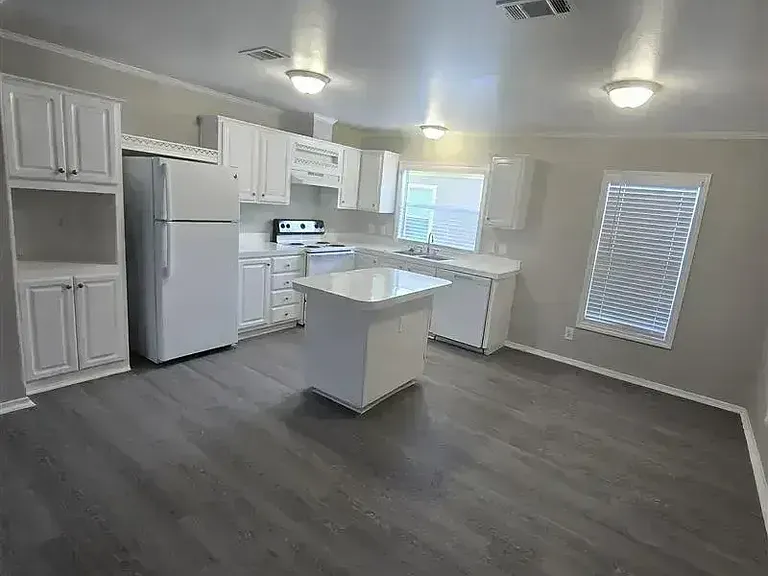 15858 Clarke Springs Dr #15858C — Photo 3