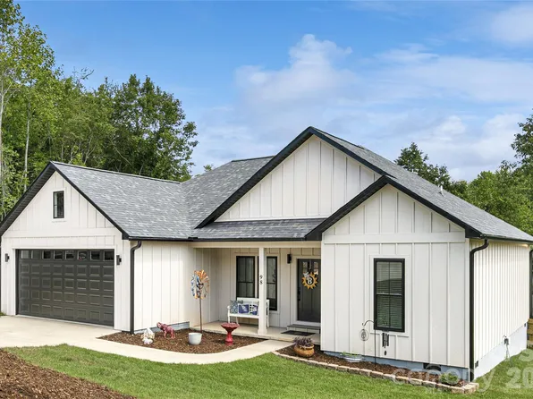 98 Lexxi Ln, Tryon, NC 28782