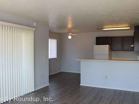 2nd image of 1108 Porter Ave APT 202