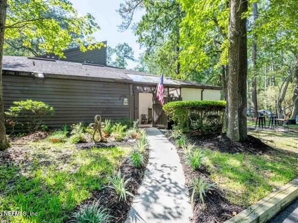 10413 BIG TREE Circle E, Jacksonville, FL 32257