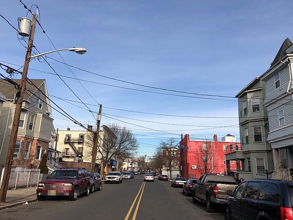 4th image of 267-269 S 6th St