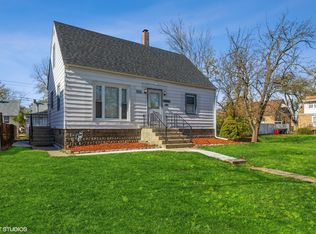 17646 State Line Ave, Lansing, IL 60438