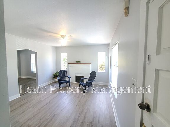 2nd image of 1735 25th St S #1