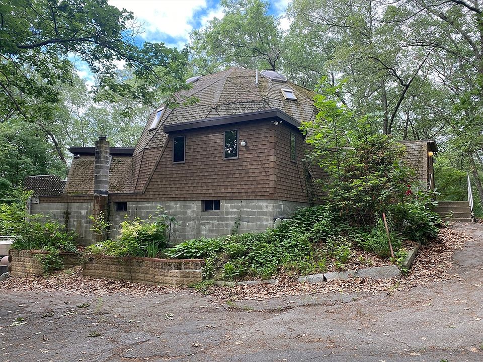 2nd image of 58 Concord Rd