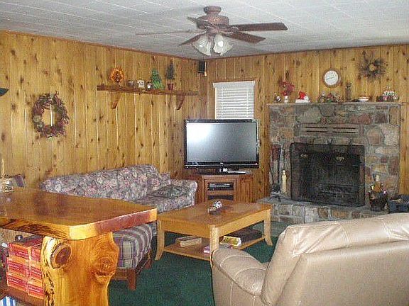4th image of 40265 Lakeview Dr