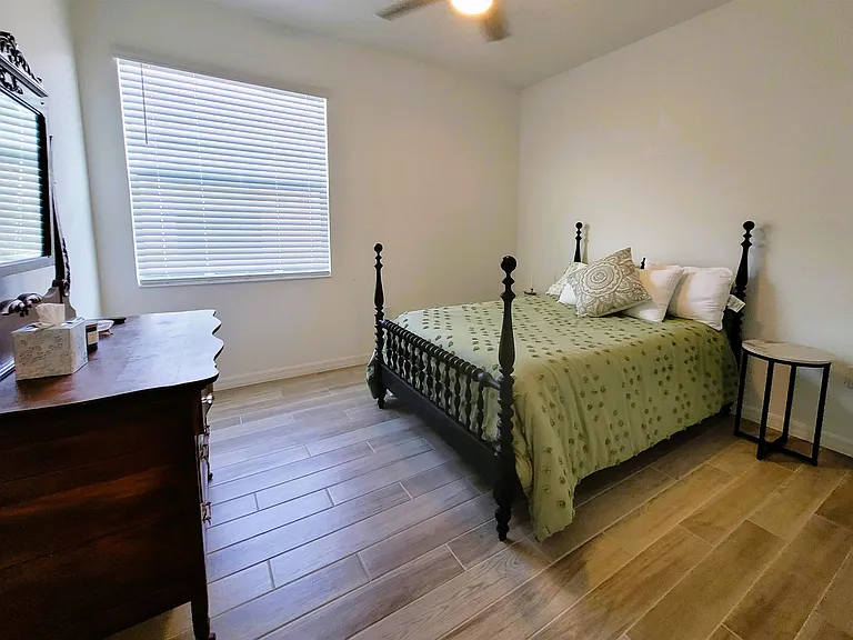 5909 Berwick Ln — Photo 11