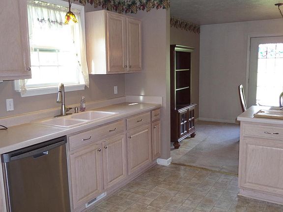 3rd image of 12630 Serenity Dr
