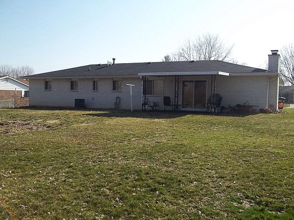 3rd image of 3643 Knollbrook Dr