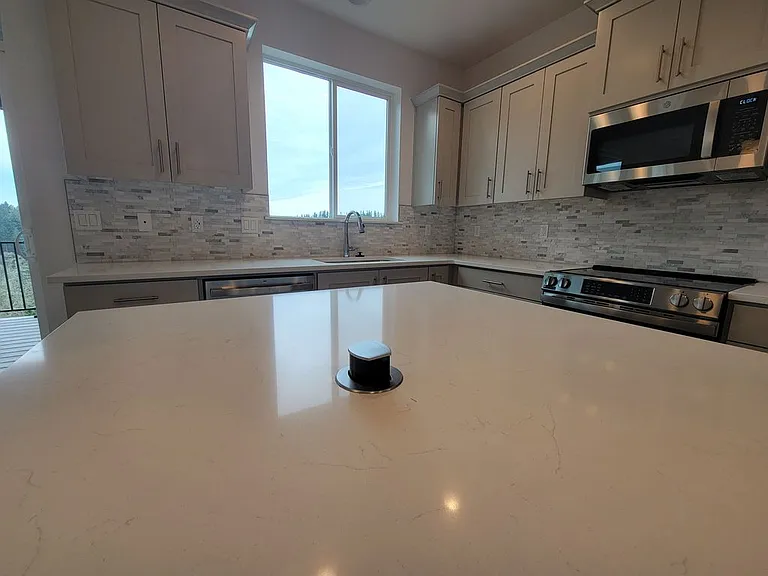 2744 Woodfern Ter — Photo 17