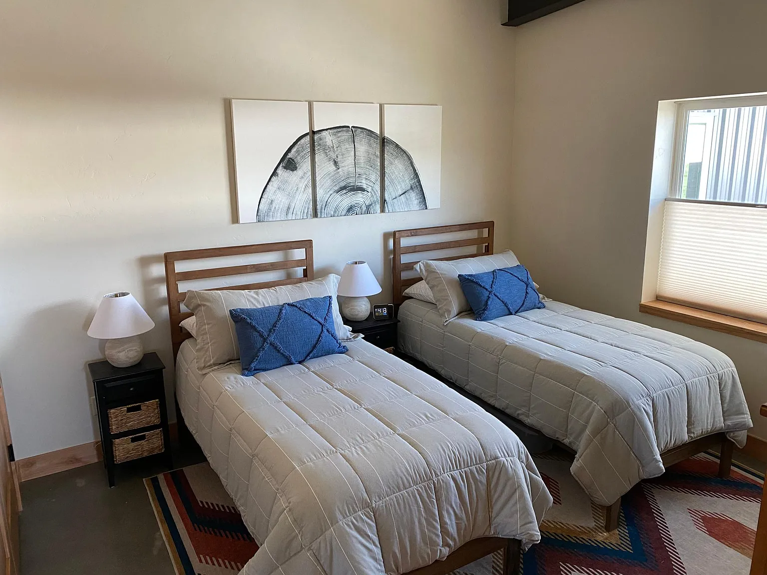 2 bed, 1050 sqft, $3,500 — Photo 4