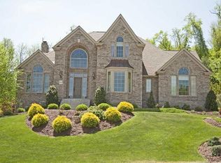 1845 Winchester Dr, Pittsburgh, PA 15241