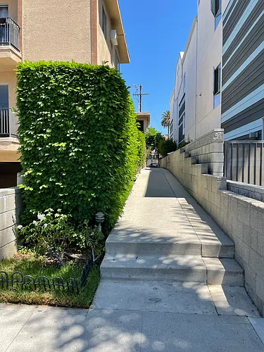 1928 Carmen Ave #10 Photo 1